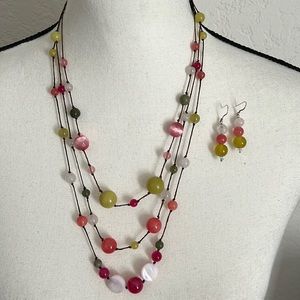 3 strand stone bead necklace and earrings!